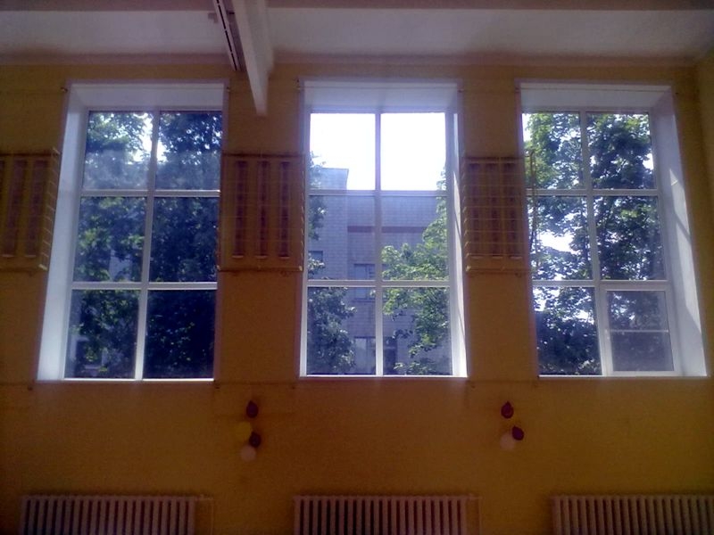 Пластиковые окна в спортзал Завьяловской школы