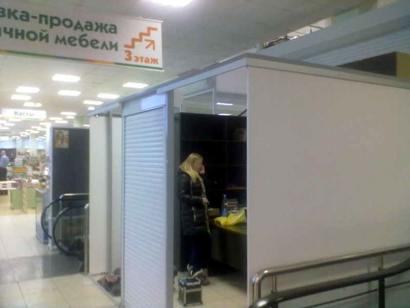 Перегородка в торговый отдел ТЦ Сэлдом в Ижевске